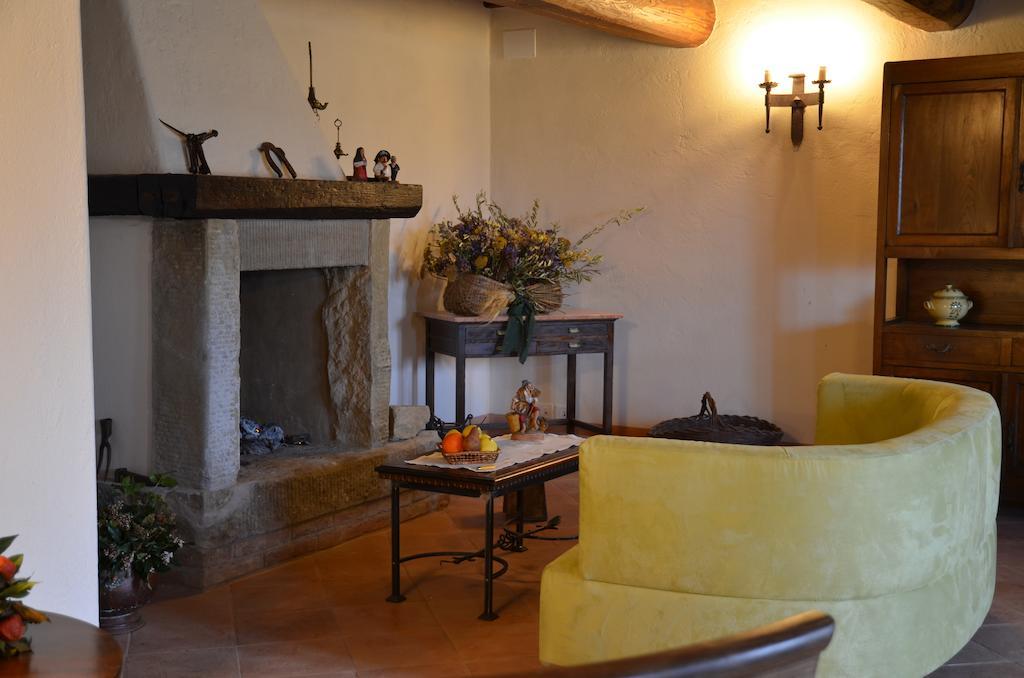 Fonte Comelia Cortona Exterior photo